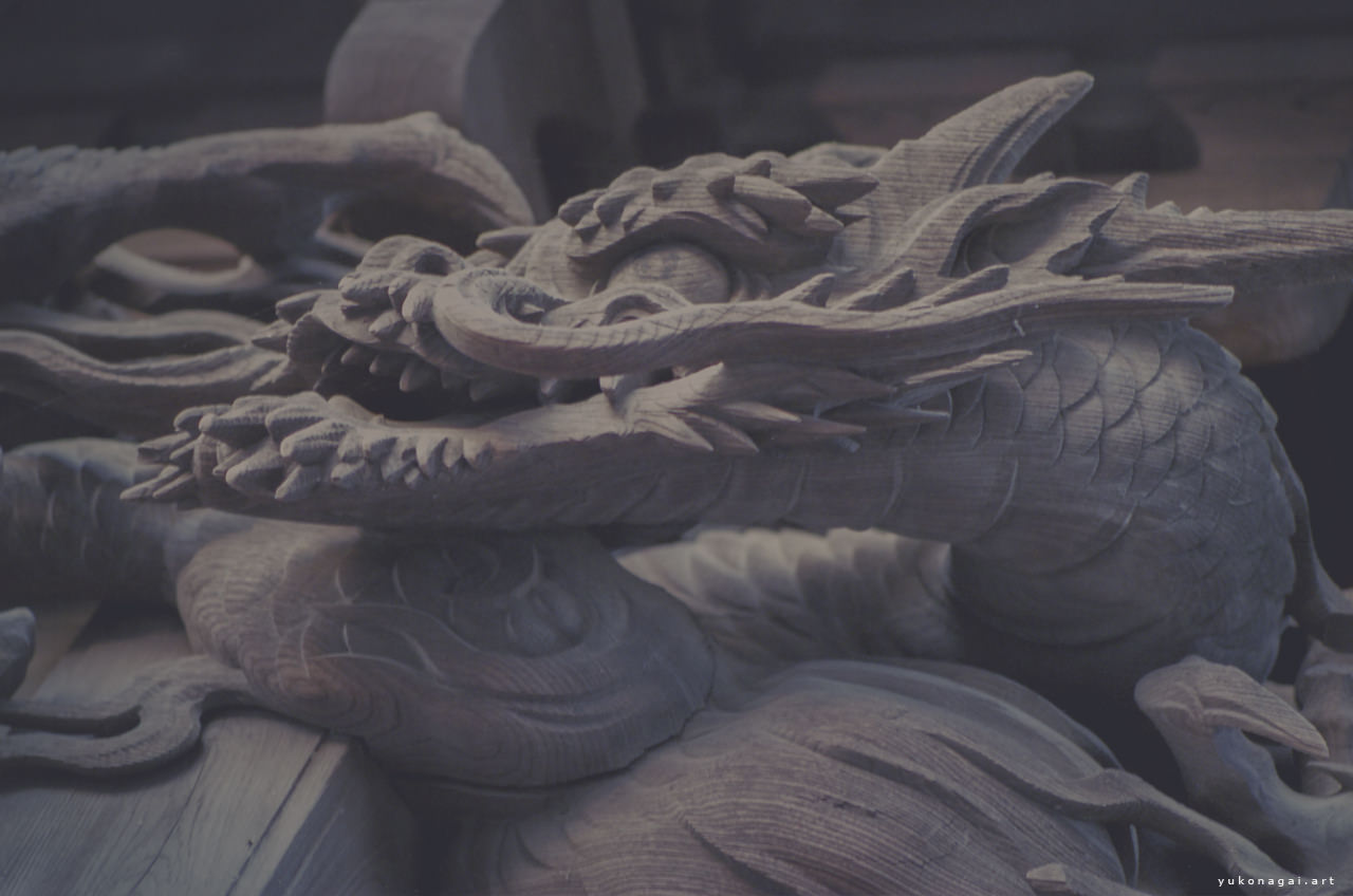Japanese wood carving of a dragon.